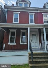 Building Photo - 45 S Olden Ave