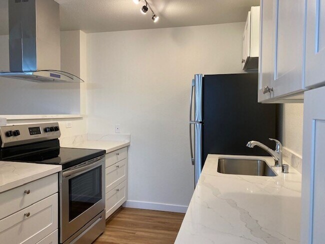 Foto del edificio - Updated 2bed/1bath Apartment in Redmond!