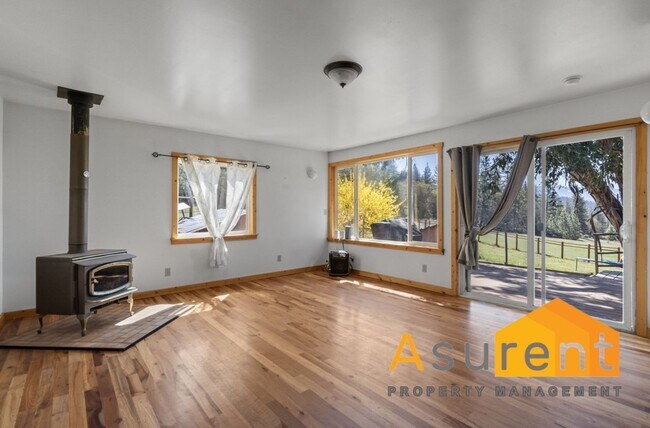 Foto del edificio - MOVE IN SPECIAL! HALF OFF FIRST MONTH'S RE...