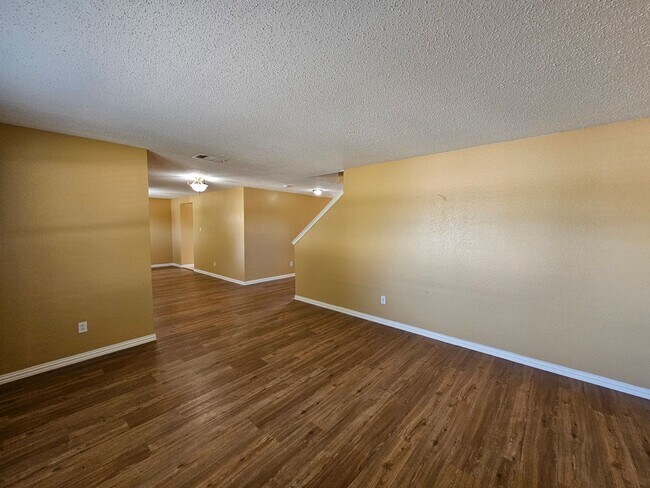 Foto del edificio - Incredible home available in Reserve At Hi...