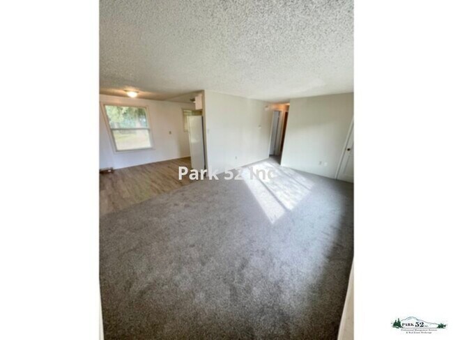 Foto del edificio - 5141 N Mance St