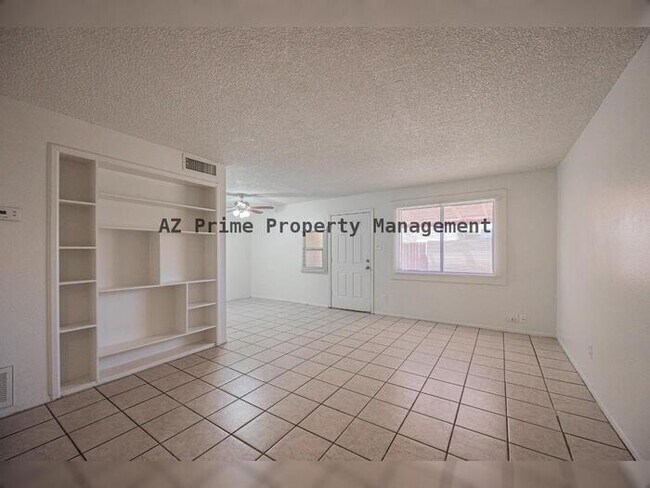 Foto del edificio - 5040 N 40th Ave