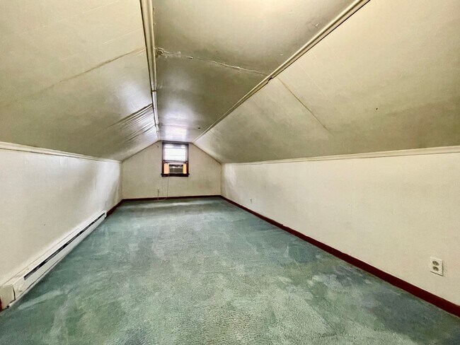 Building Photo - 2300 Danville St