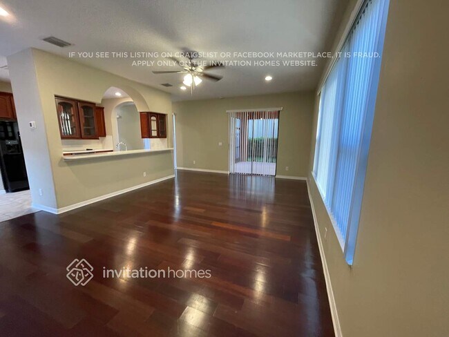 Foto del edificio - 8230 Dunham Station Dr