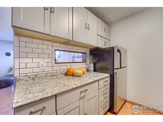 Foto del edificio - 3035 Oneal Pkwy