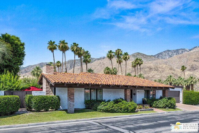 Building Photo - 1347 Primavera Dr W