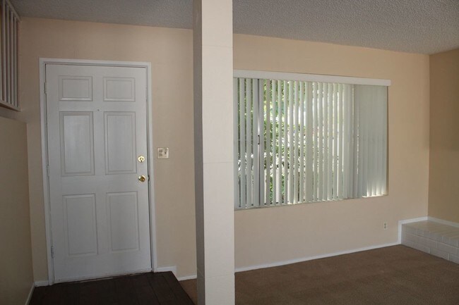 Foto del edificio - Golden Arrow