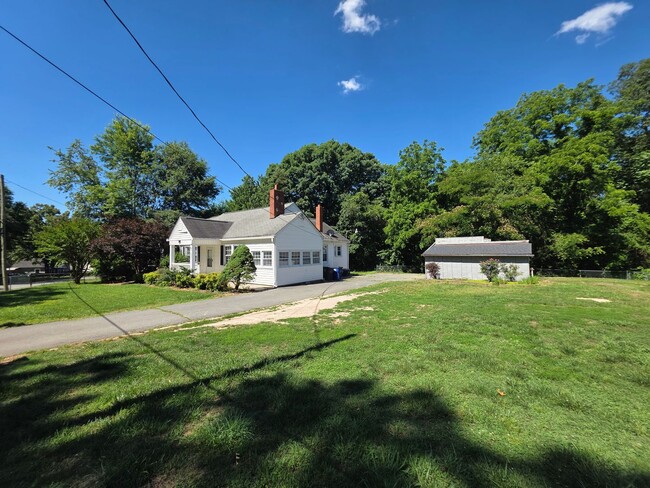 Building Photo - 4016 Reich St