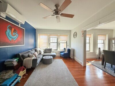 Building Photo - 1584 Beacon St