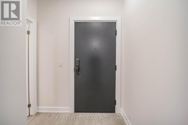 Building Photo - 3200 William Coltson Ave