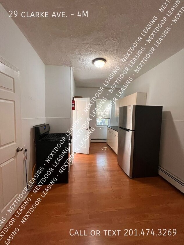 Foto principal - 29 Clarke Ave