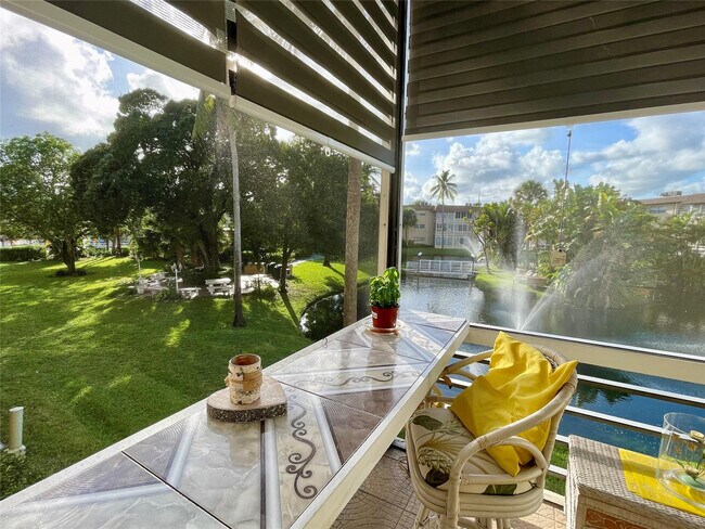 Building Photo - 5071 W Oakland Park Blvd