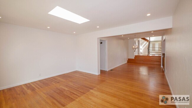 Foto del edificio - Downtown/Harbor Views!