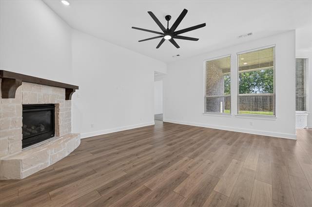 Foto del edificio - 4317 Sanctuary Dr