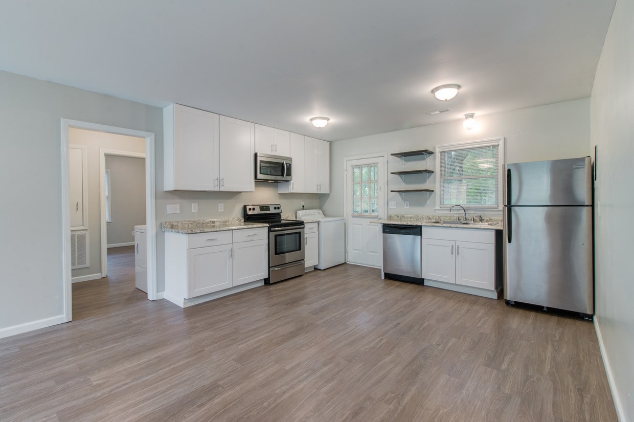 689a Turner St, Hillsborough, NC 27278 Apartments 689a Turner St