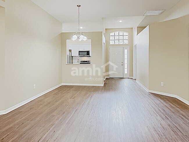 Building Photo - 10612 Cami Ct
