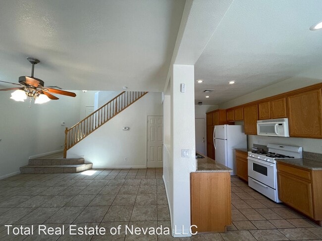 Building Photo - 3 br, 2.5 bath House - 9760 Thistle Dew Av