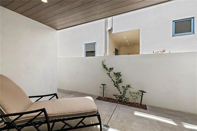 Foto del edificio - 509 Carnation Ave