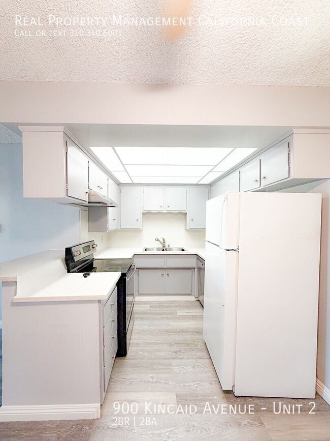 Building Photo - 900 Kincaid Ave