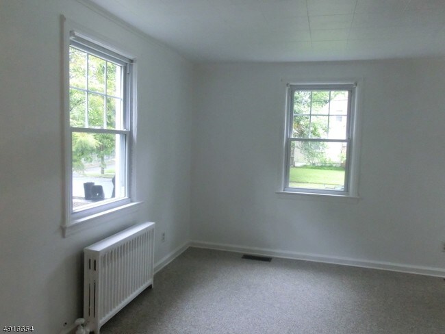 Foto del edificio - 261 David Hooper Dr