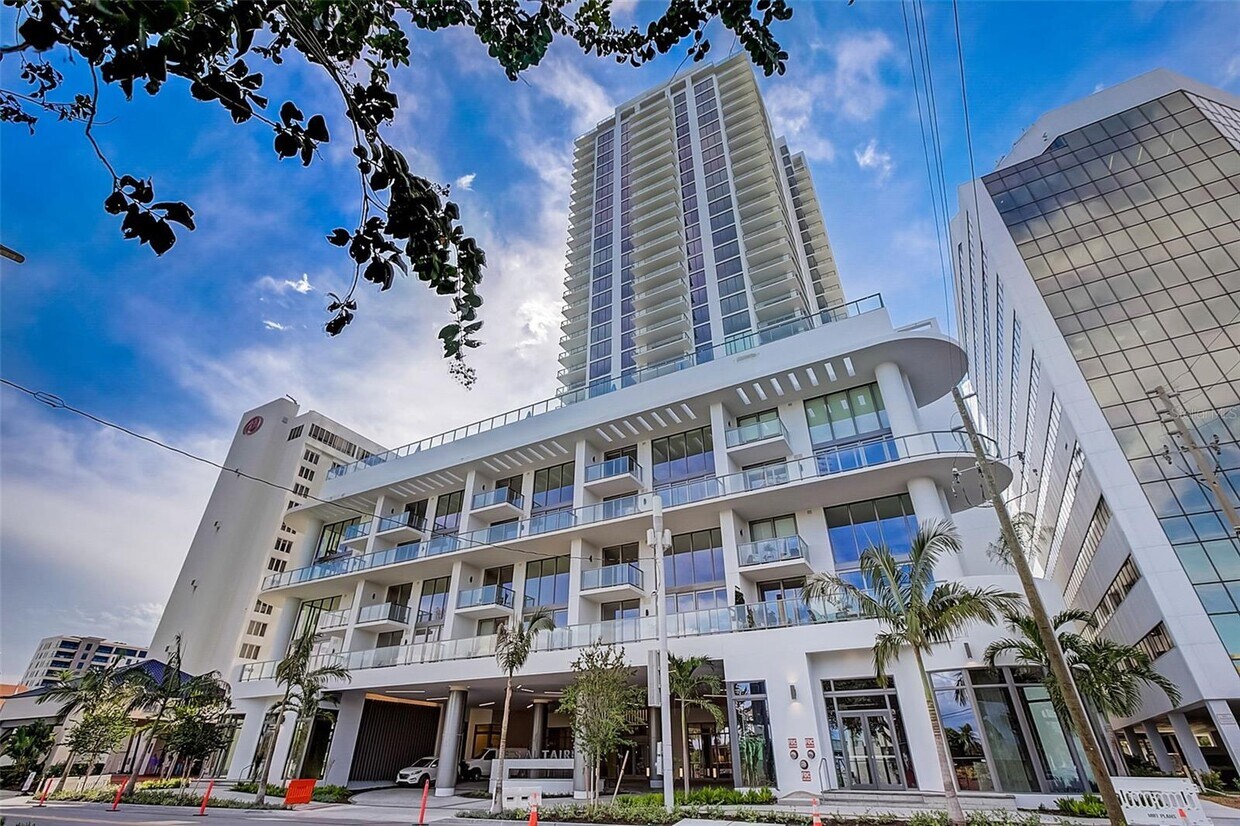 301 1st St S, St. Petersburg, FL 33701 Townhome Rentals in St. Petersburg FL