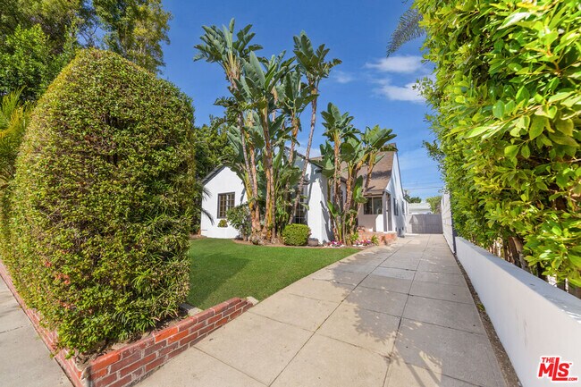 Foto del edificio - 6431 Maryland Dr