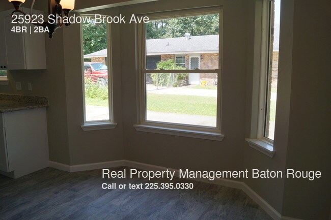 Building Photo - 25923 Shadow Brook Ave
