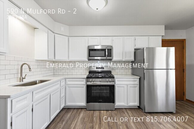 Foto del edificio - 590 N Mulford Rd