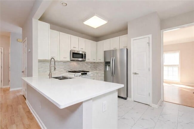 Building Photo - 3418 Rose Arbor Ct