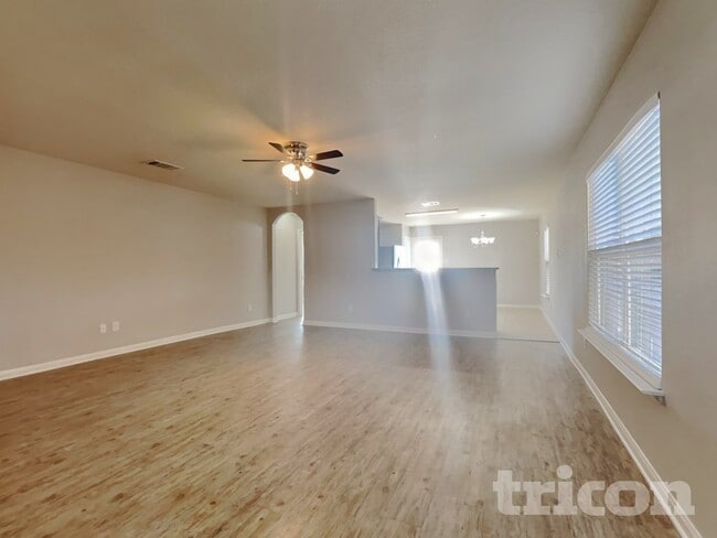 Building Photo - 1525 Treeta Trail