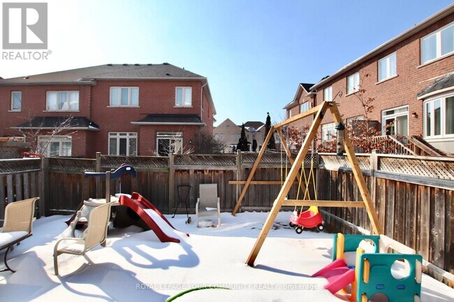 Photo du bâtiment - 91 Gauguin Ave