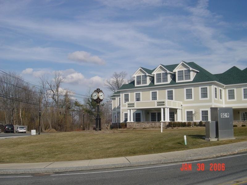 Building Photo - The Pointe