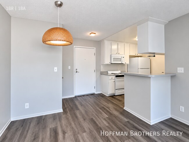 Foto del edificio - 3745 Glendon Ave