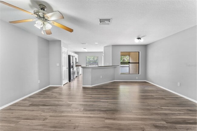 Building Photo - 2661 Oleander Lakes Dr