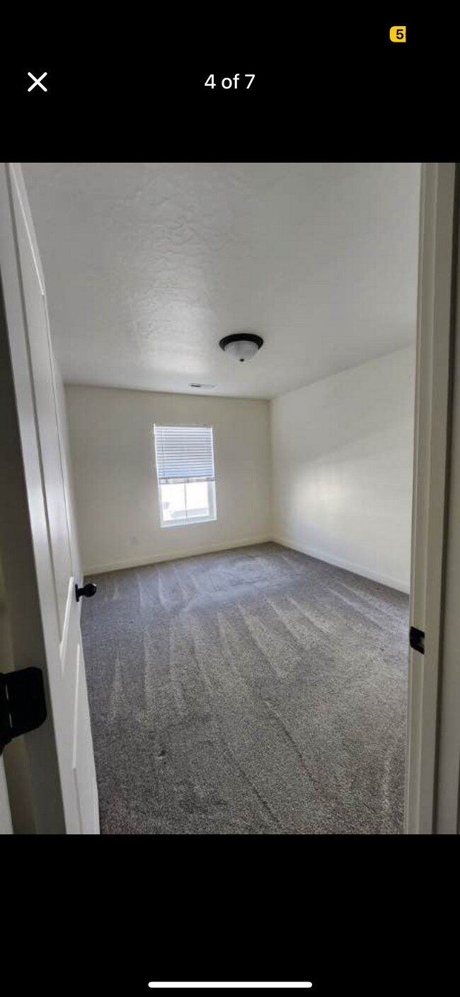 Foto del edificio - 9346 N Bartlett Ln