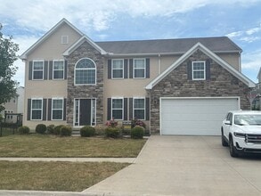 Building Photo - 39425 Clayton Dr