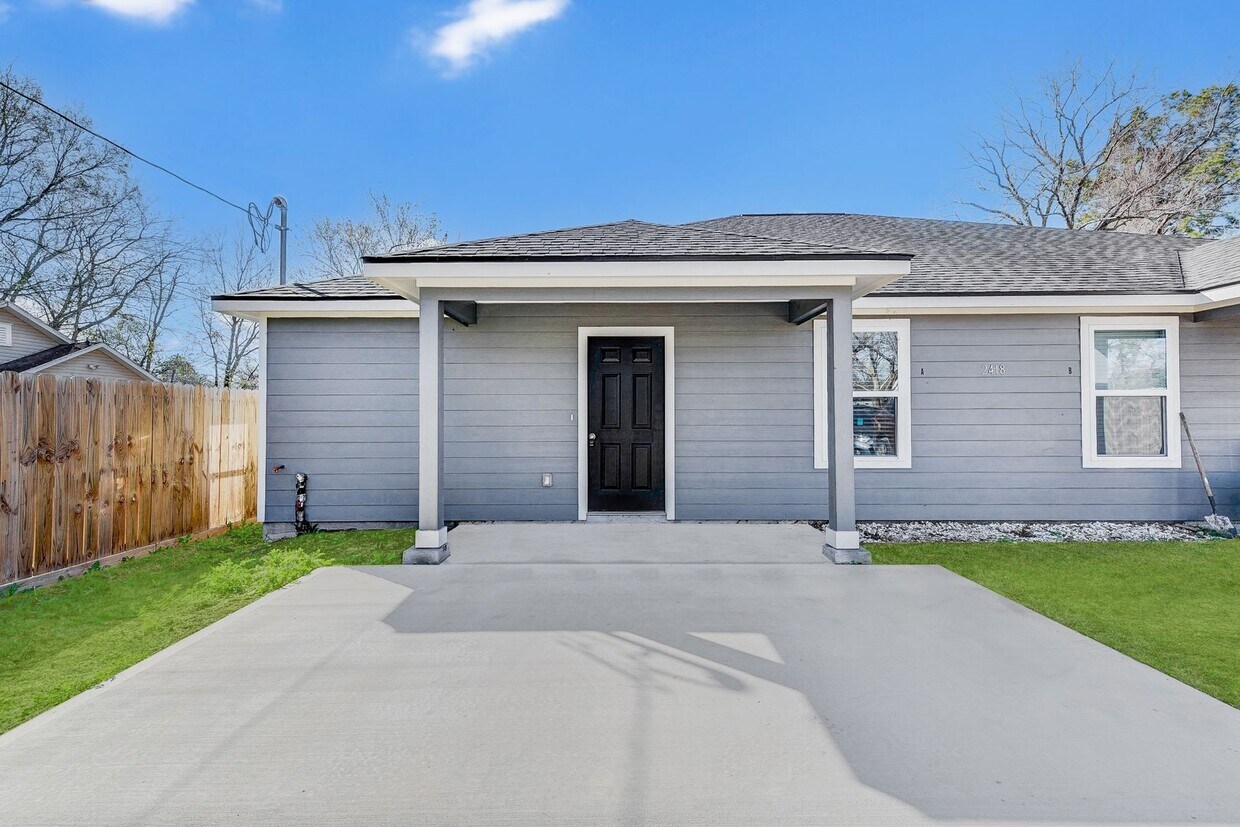 2418 Mann St, Houston, TX 77093 House Rental in Houston, TX
