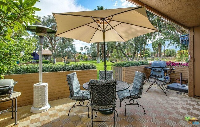 Building Photo - Palm Springs Country Club, Unfurnished Lon...