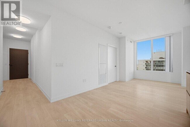 Building Photo - 117 Broadway Ave
