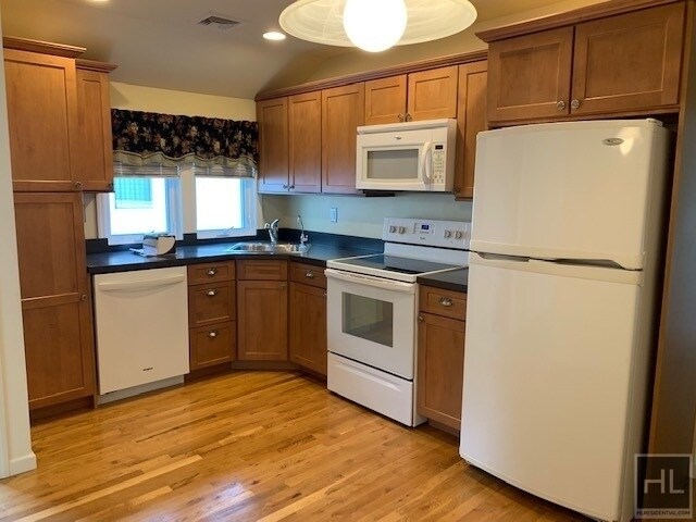 Foto del edificio - 16 ROAD