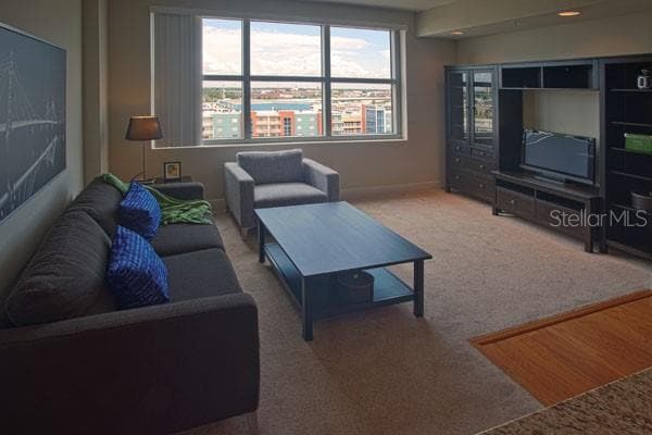 Foto del edificio - 1208 E Kennedy Blvd