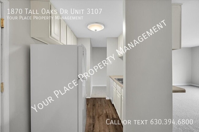 Building Photo - 1870 Tall Oaks Dr