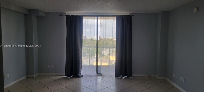 Building Photo - 13499 Biscayne Blvd