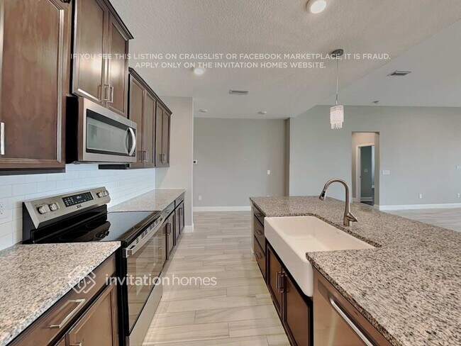 Building Photo - 11931 Tetrafin Dr