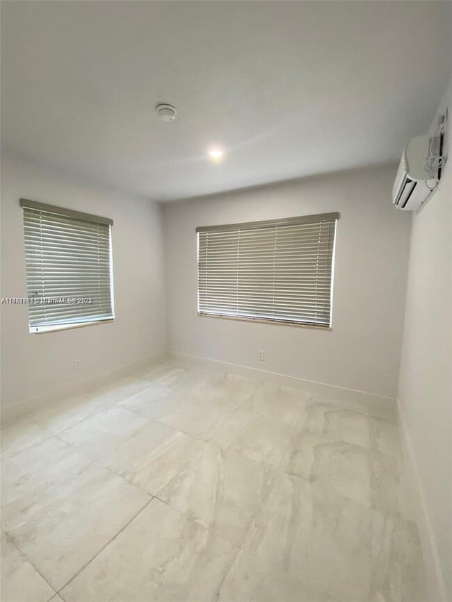 Foto del edificio - 60 NE 78th St
