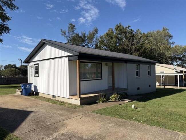 Foto del edificio - Quaint Home In Martin, TN!!!