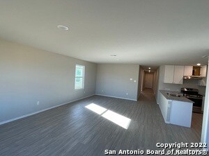 Foto del edificio - 3306 Kornberg Dr