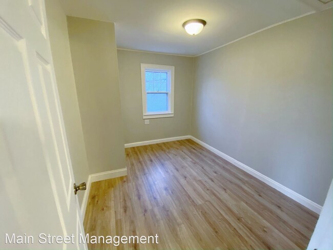 Foto del edificio - 3 br, 1.5 bath House - 2125 S Broadway St.