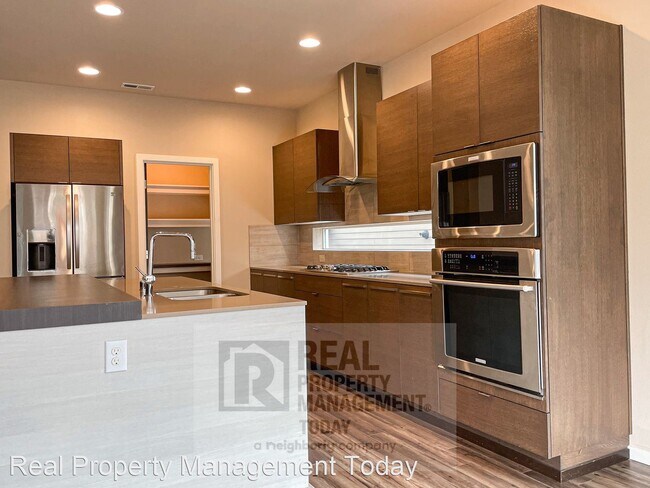 Foto del edificio - 4 br, 2.5 bath House - 5534 Elaine Ave SE