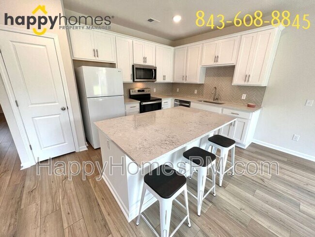 Building Photo - 8312 Child's Cove